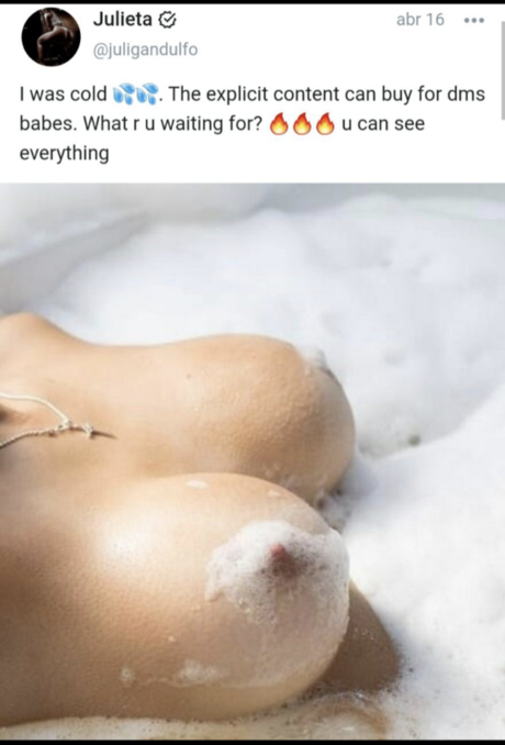 Julieta Gandulfo modèle nu img