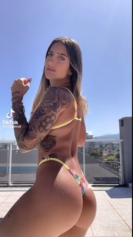 Julieta Gandulfo art étoile archive