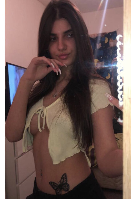 R Stukova belle star du porno galeries