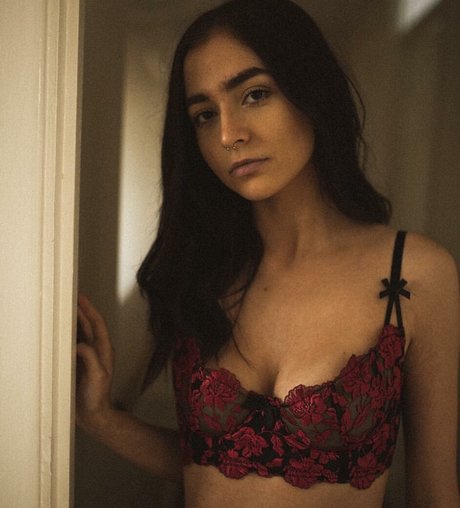 kourtneyxpaige actrice de grande qualité des photos