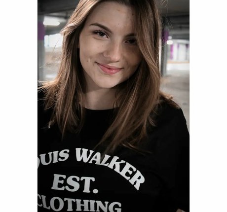 Jasmin Lutke beau modèle galeries