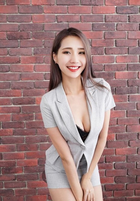 manger uniquement des fans nu érotique img