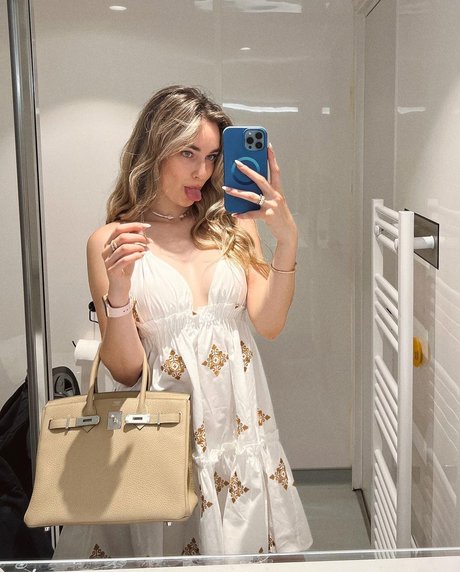 Elena Berri modèle porno des photos