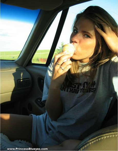 PrincessBlueyez actrice hd images