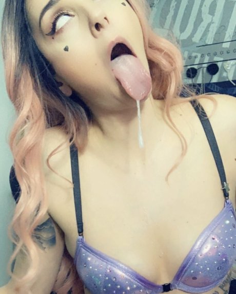 Kawaiikelly modèle gratuit galerie