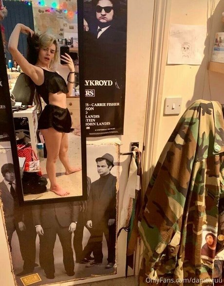 chaton potelé uniquementfans sexy jolie photos