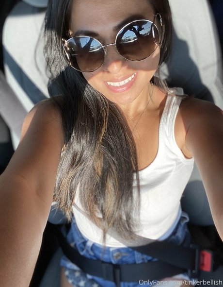 milf aux cheveux noirs onlyfans meilleur porno photo