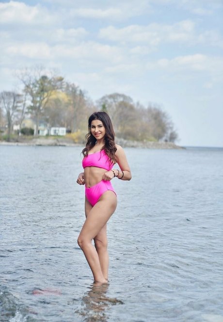 Meeti Kahler sexe de star du porno images