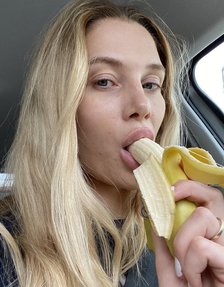 Anna Opsal art star du porno photo