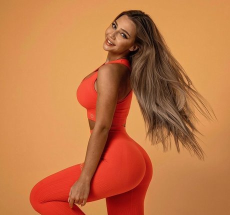 Anya Hryshchenko étoile sexy archive