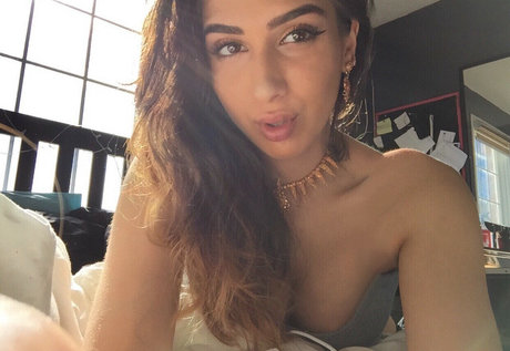 Jasdeep Johal star du porno en haute qualité archive