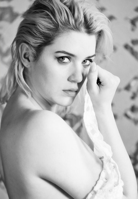 Mckenzie Eckels star érotique image