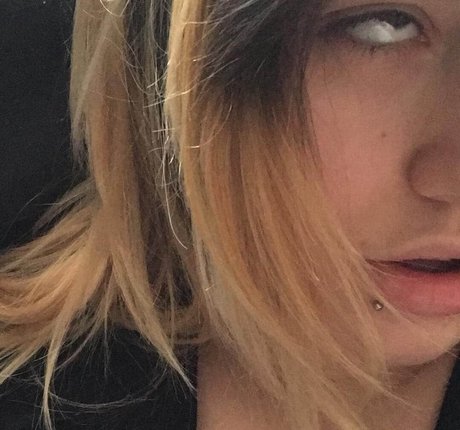 eileenexy xxx étoile img