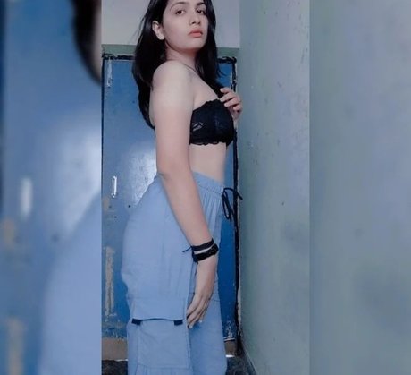 Yajnaseni star du porno adulte galeries