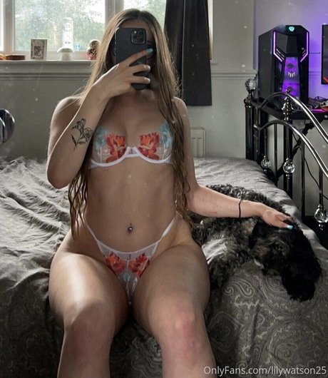 Lilywatson25 star du porno nue images
