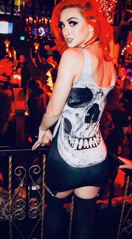 Gigi Dolin étoile chaude photo