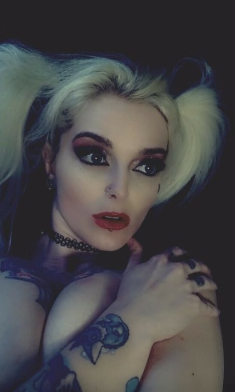 Gothicsushii modèle sexy img