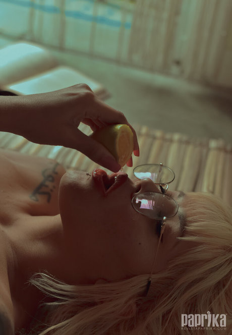 Camil Fenix star du porno galeries