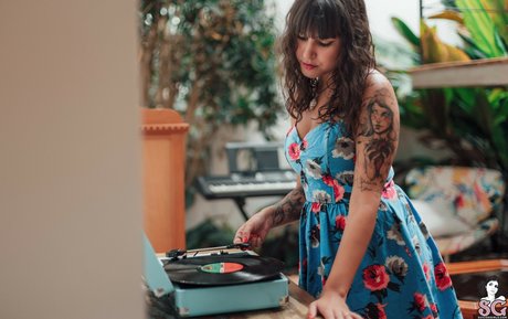 Carolz sg modèle porno photo