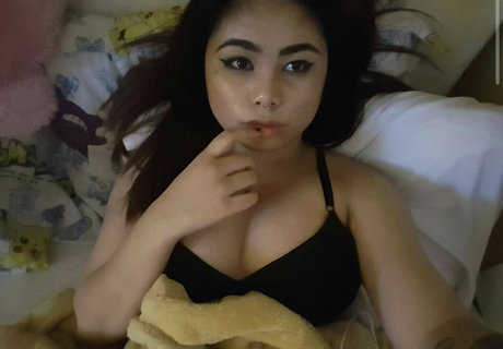 xstarmiya star du porno exclusive collection