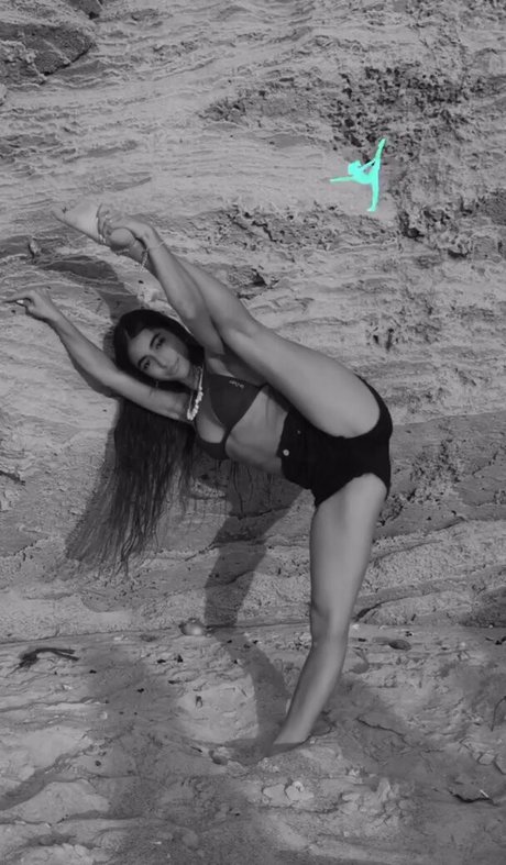 Lia Barlev modèle chaud photo