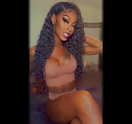 Erotica Vanderlei modèle de haute qualité photo