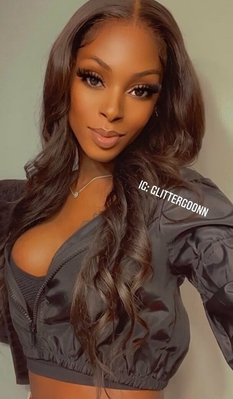 Erotica Vanderlei modèle galeries