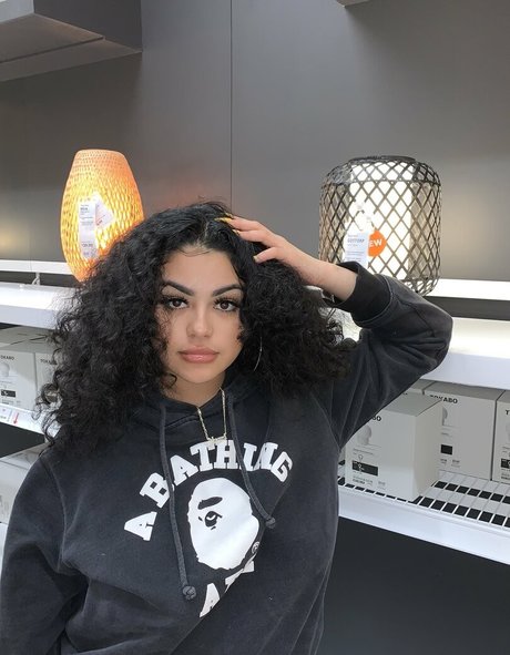 RosalbaNaomi Profilfoto