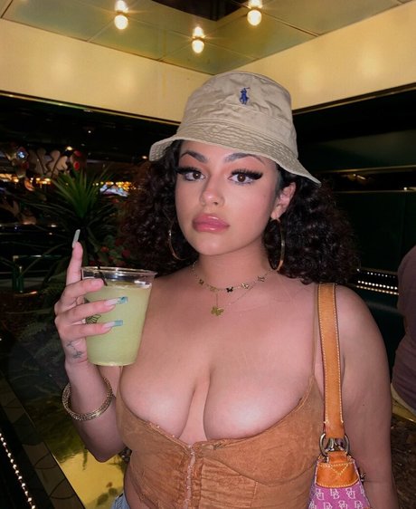 RosalbaNaomi modèle hd galeries