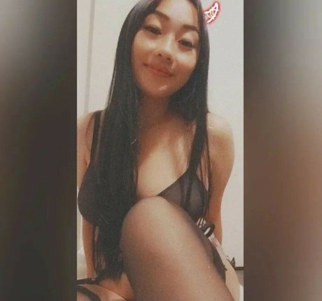 Omgwtfpaa modèle nu galerie