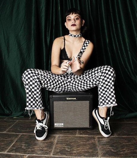 Daniela Montaguth star du porno sympa image