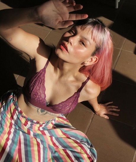 Daniela Montaguth star du porno xxx photo