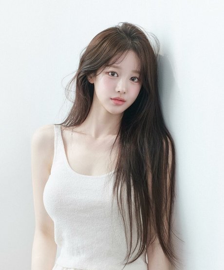 Uzaa top star archive