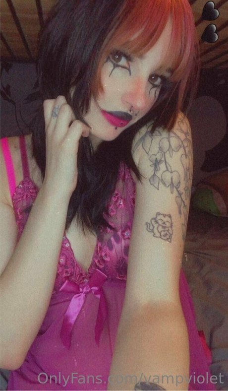 vampviolet star du porno de haute qualité photo