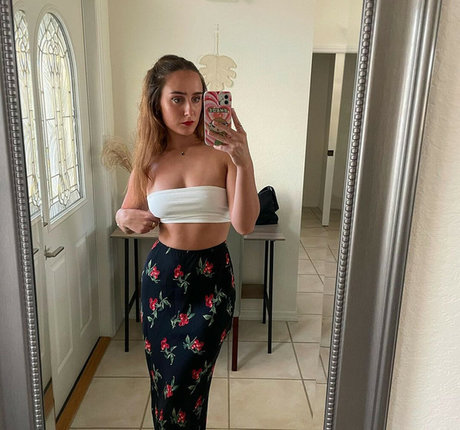 _chlocooper modèle sympa galerie