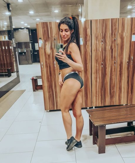 Victorias World actrice nue image