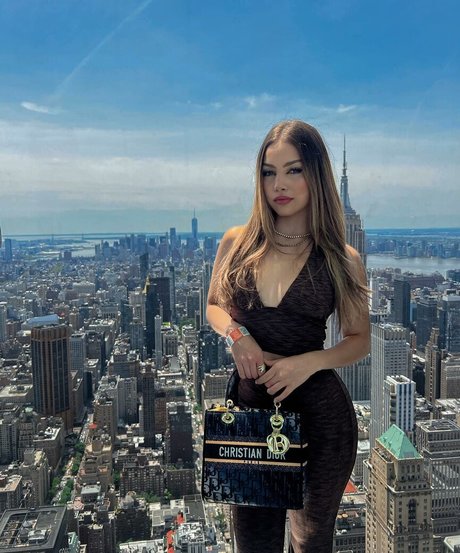 trivitv star du porno de haute qualité image