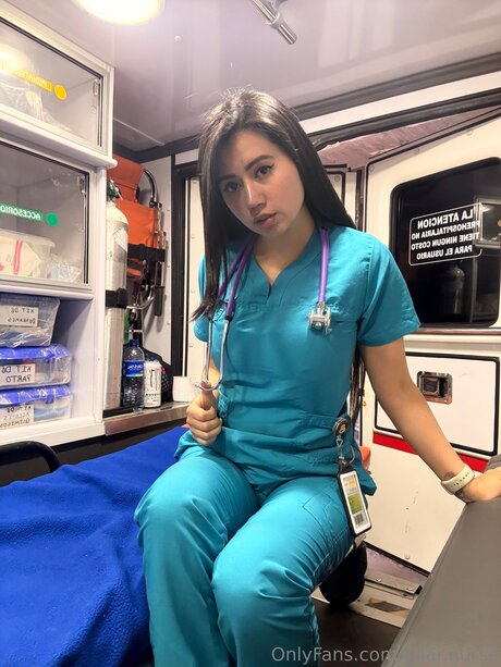 fans de gothique potelé uniquement jolis nus image