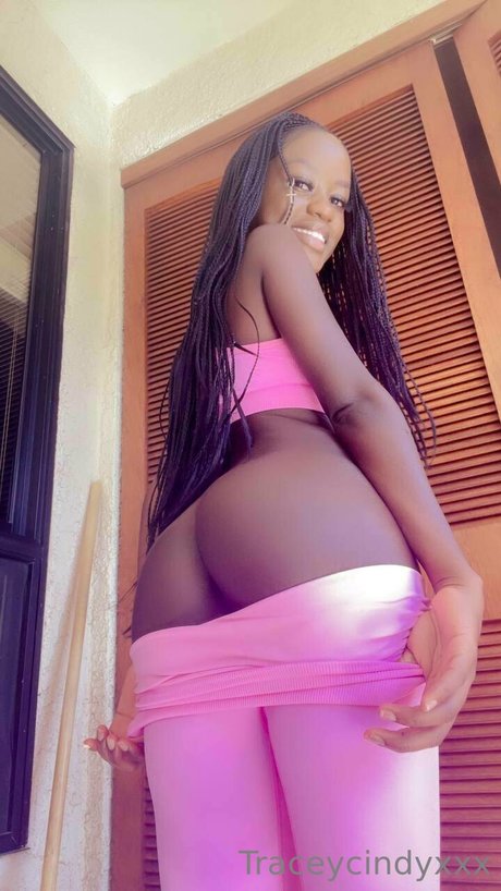 _Petite Doll_ modèle nu galerie