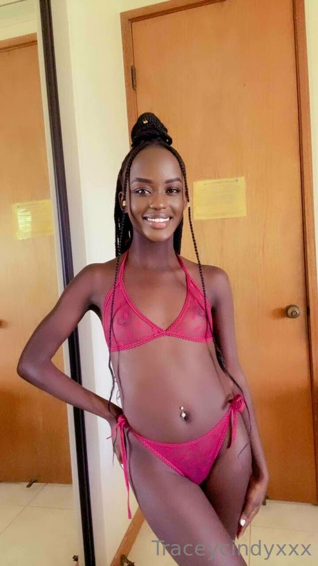 _Petite Doll_ actrice parfaite img