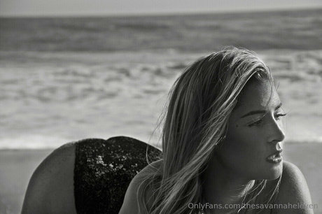 Aurora Rae actrice de nus photos