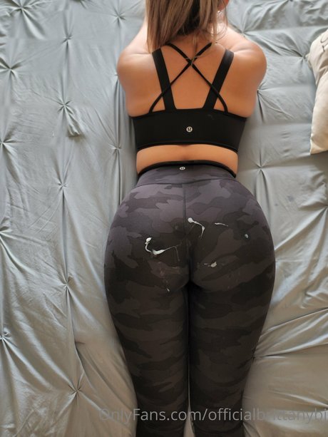 Scarlet Winters modèle exclusif img