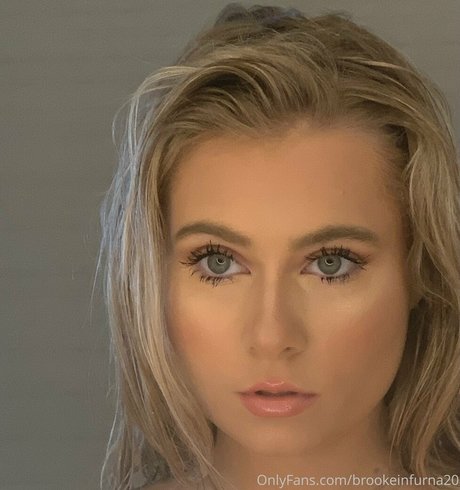 Brooke Infurna meilleure star du porno photo