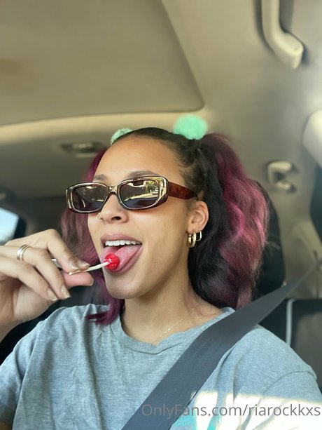 Riarockkxs actrice adulte image