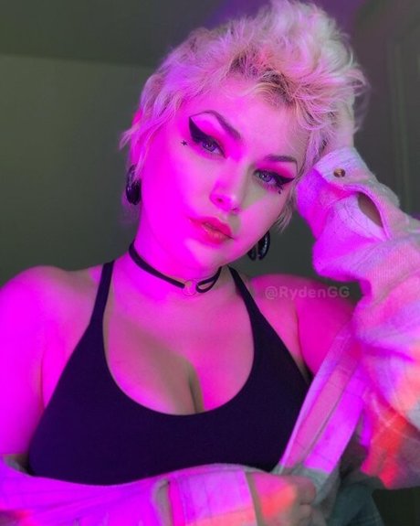 Ryden Armani_ star du sexe img