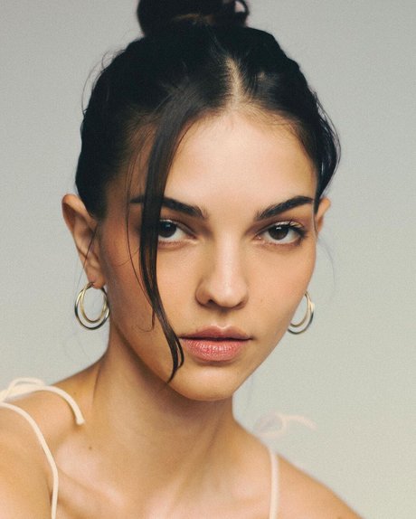 Colleen Cole joli modèle collection