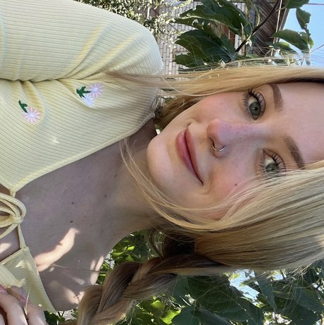 Pumpur mur actrice photos