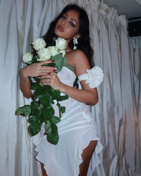 Cindy Kimberly nus étoiles img