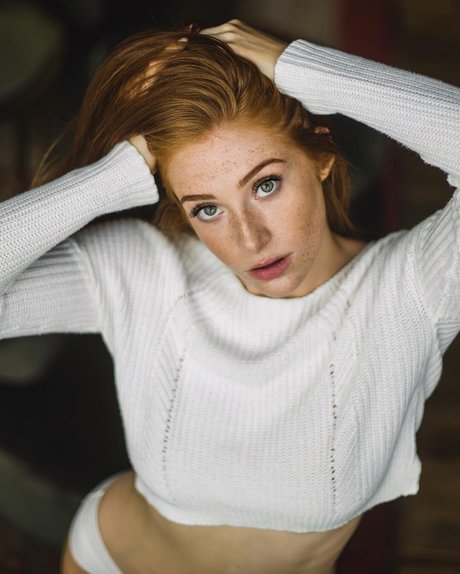 Madeline Ford étoile hd galeries