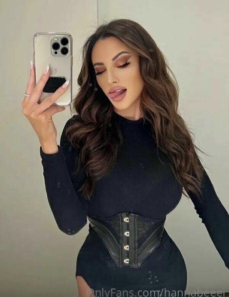 Hanna Carter modèle sympa des photos